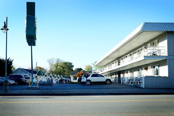 Lockview Motel ซุลท์ เซท์ มารี ภายนอก รูปภาพ